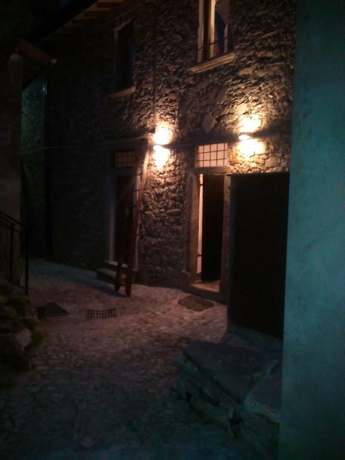 Antica Calvasino Hotel Lezzeno Exterior foto